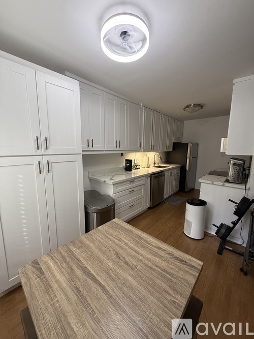 505 Cypress Point Dr, Unit 300 Rental photo 3